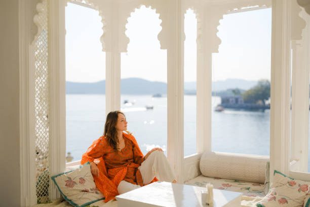 woman enjoying trip to udaipur, rajasthan